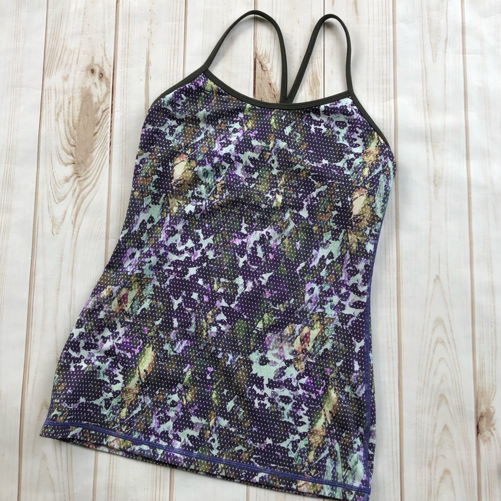 5/$25 Lululemon tank top with built in bra